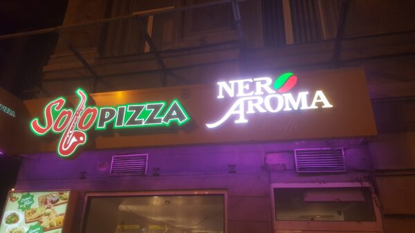 ENSEIGNE LUMINEUSE 3D LED "SOLO PIZZA" 40CM AVEC TRANSFO 400W