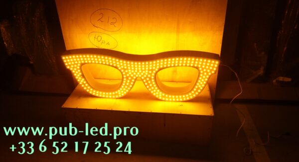 ENSEIGNE LED EXTERNE "LUNETTES" DOUBLE FACES AVEC ANIMATION ET TÉLÉCOMMANDE 110X40cm – Image 7