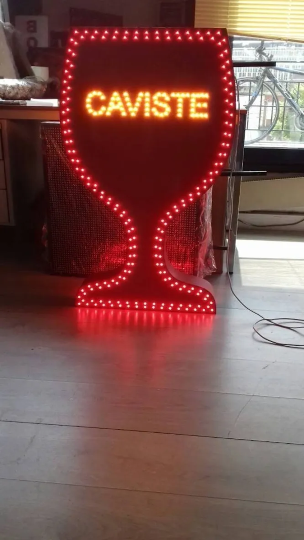 ENSEIGNE LUMINEUSE 90x60cm DOUBLE FACES “CAVISTE” AVEC TÉLÉCOMMANDE ET ANIMATION – Image 2