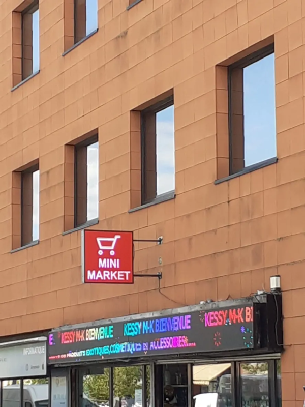 ENSEIGNE LED DOUBLE FACE POUR MINI MARKET ET ÉPICERIE 70X70 CM – Image 2
