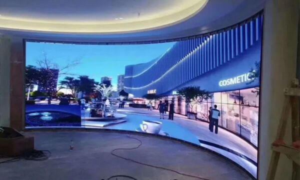 PANNEAU PUBLICITAIRE LED P2 FLEXIBLE, ÉTANCHE, HAUTE VISIBILITÉ EN PLEIN SOLEIL 100×100 CM